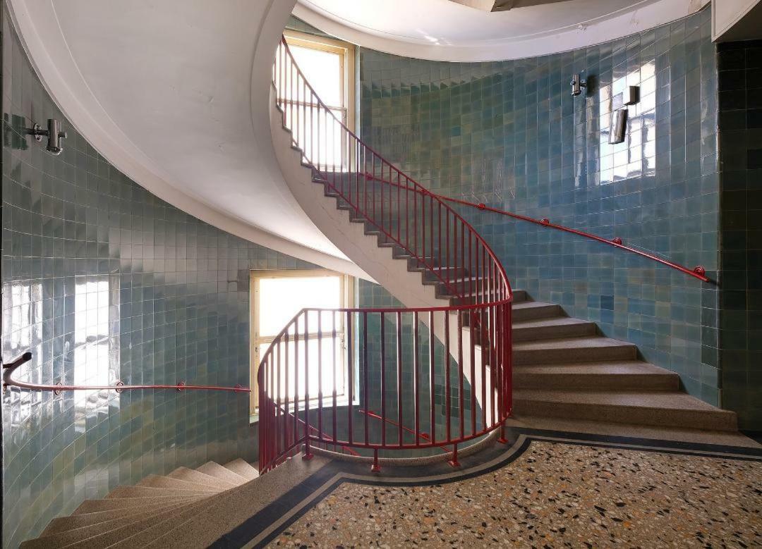 לובליאנה Lawyers Loft In Heritage Skyscraper מראה חיצוני תמונה
